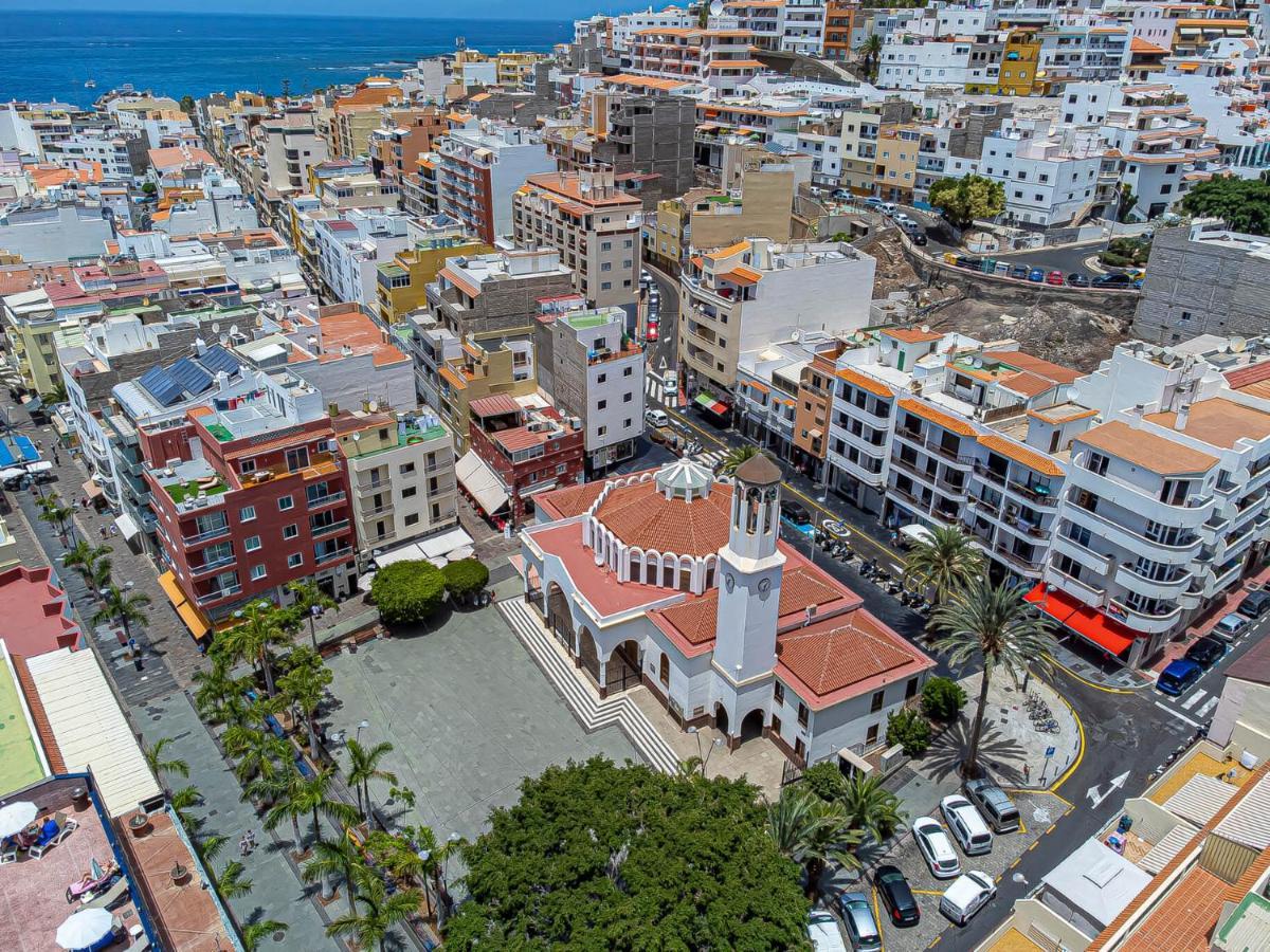 Apartamentos En El Centro De Los Cristianos Arona  Esterno foto